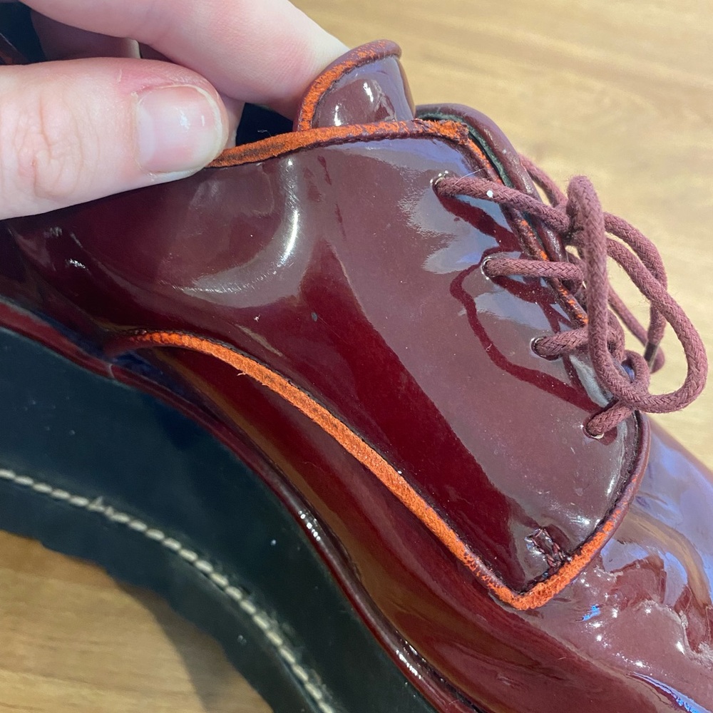 Stuart Weitzman Pipekent Cherry Red Flatform Platform Oxfords, US Women’s Size 7 - Picture 9 of 12